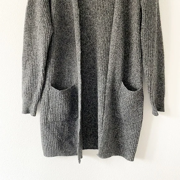 Carly Jeans Los Angeles Cardigan Sweater - Picture 13 of 16